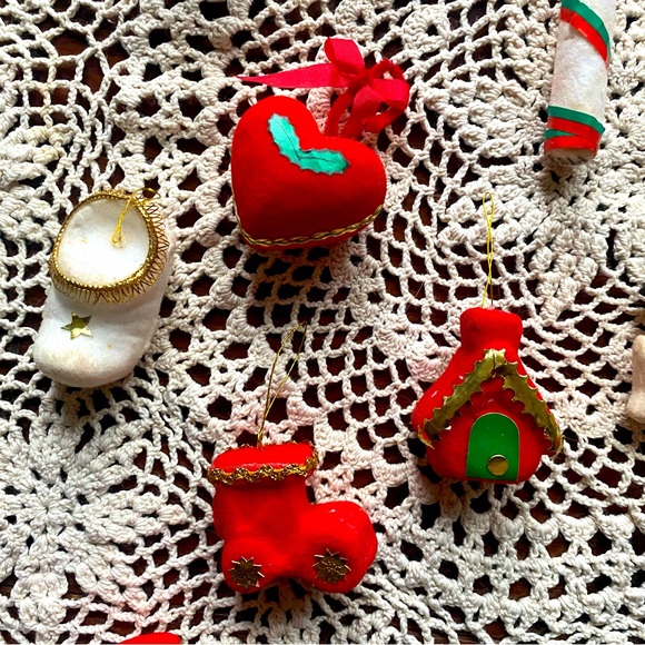 12 Vintage Christmas ornaments from Costa Rica 1988. - Picture 3 of 4